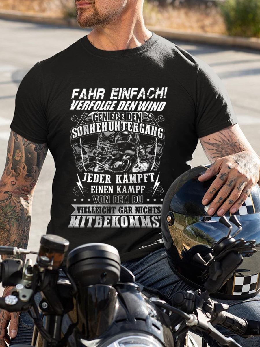 Herren Motorrad fahrer verfolge den Wind bedrucktes Kurzarm-T-Shirt