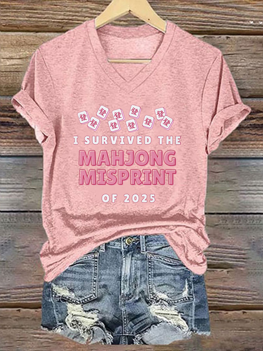 Frauen Ich habe den Mahjong-Fehl abdruck von 2025 Print T-Shirt überlebt